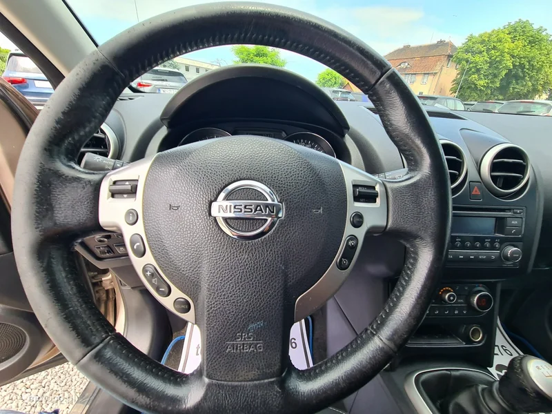 Nissan Qashqai 15