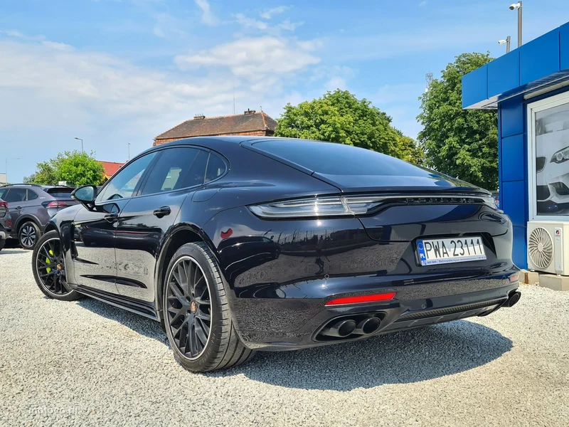 Porsche Panamera 971 11