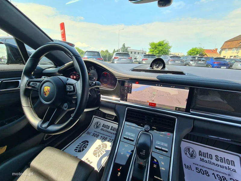 Porsche Panamera 971 36