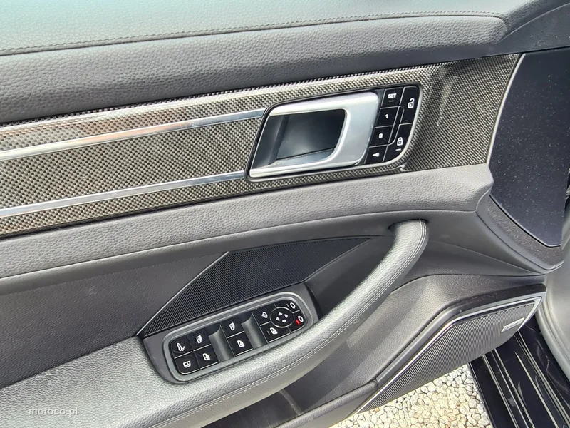 Porsche Panamera 971 41