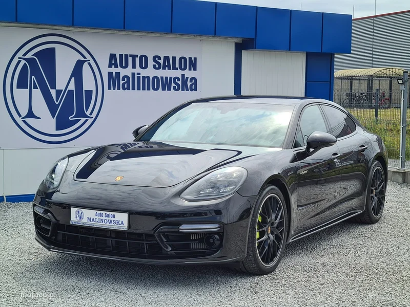Porsche Panamera 971 8