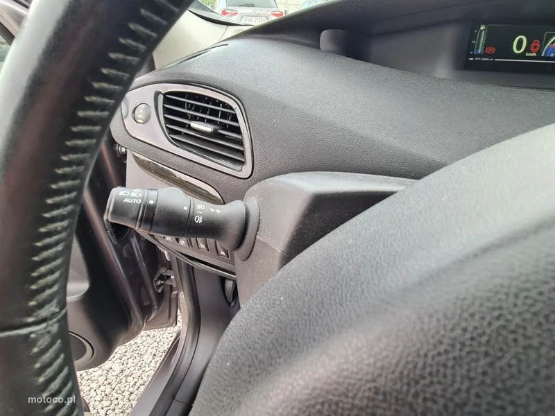 Renault Grand Scenic II 17