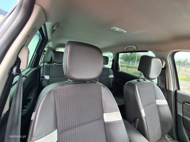 Renault Grand Scenic II 25