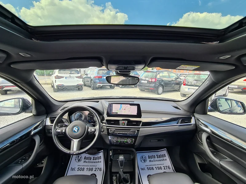 BMW X1 F48 12