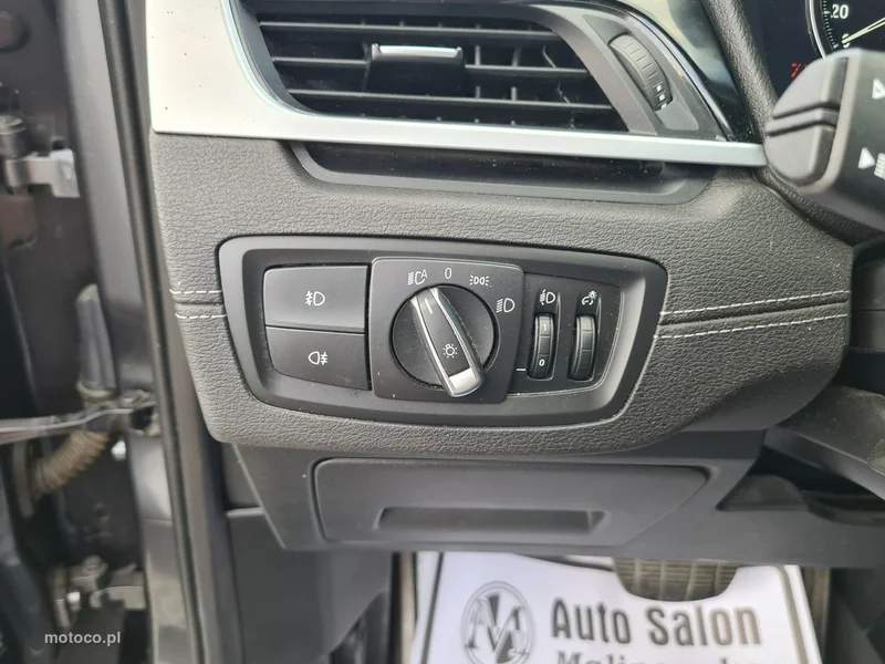 BMW X1 F48 19