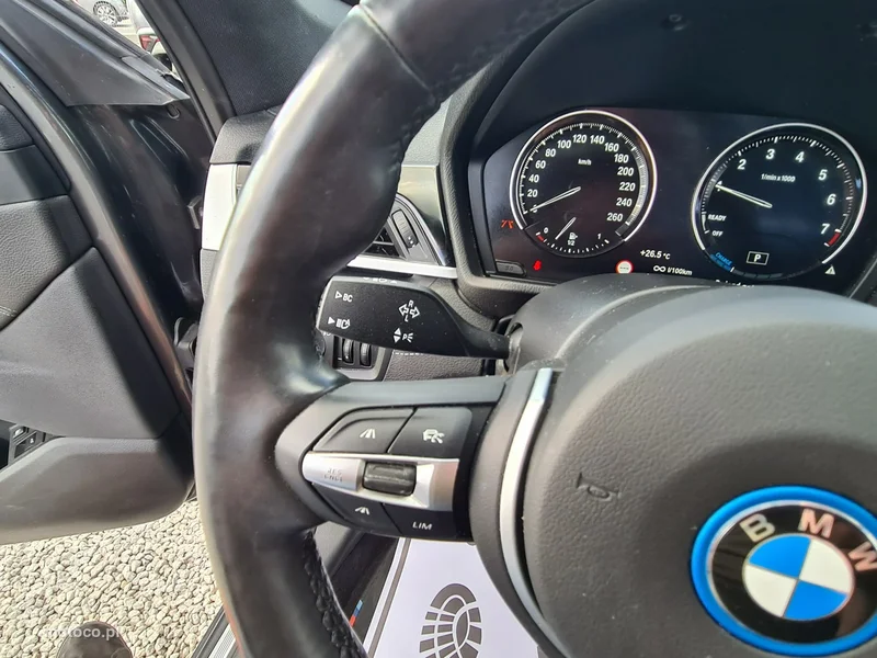 BMW X1 F48 21