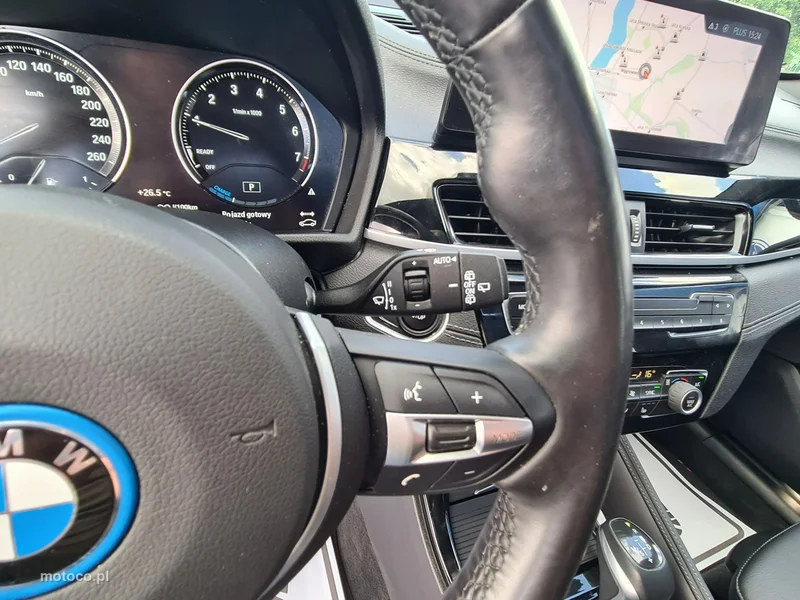 BMW X1 F48 23