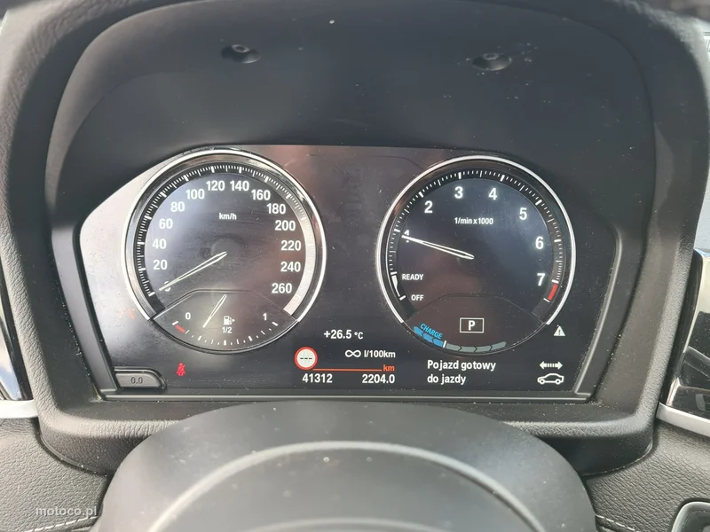 BMW X1 F48 24