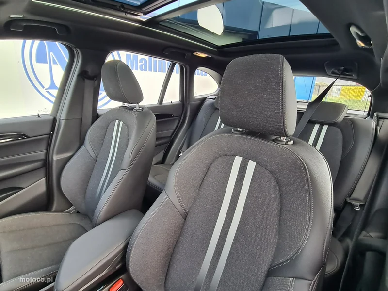 BMW X1 F48 25
