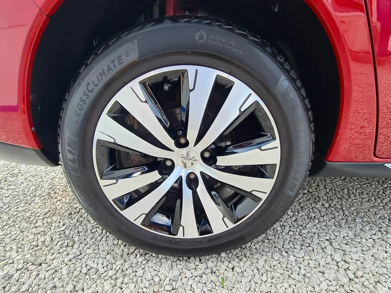 Peugeot 3008 32