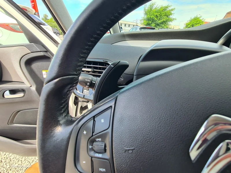 Citroen C4 SpaceTourer 22