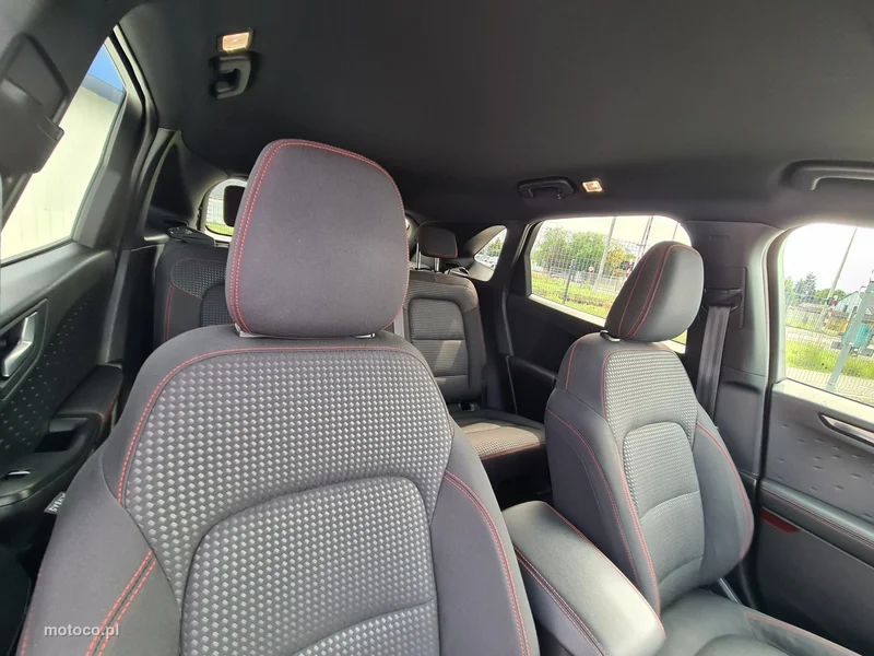 Ford Kuga III 32