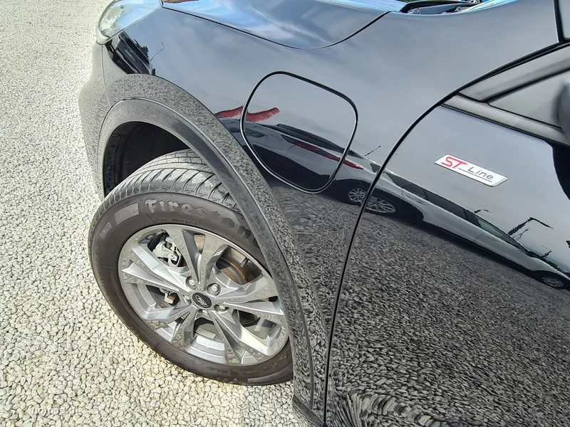 Ford Kuga III 38