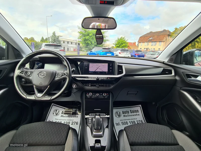 Opel Grandland I 10