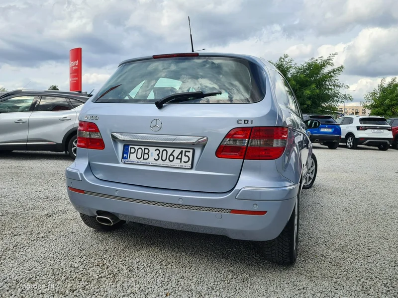 Mercedes-Benz Klasa B W245 B 180 2
