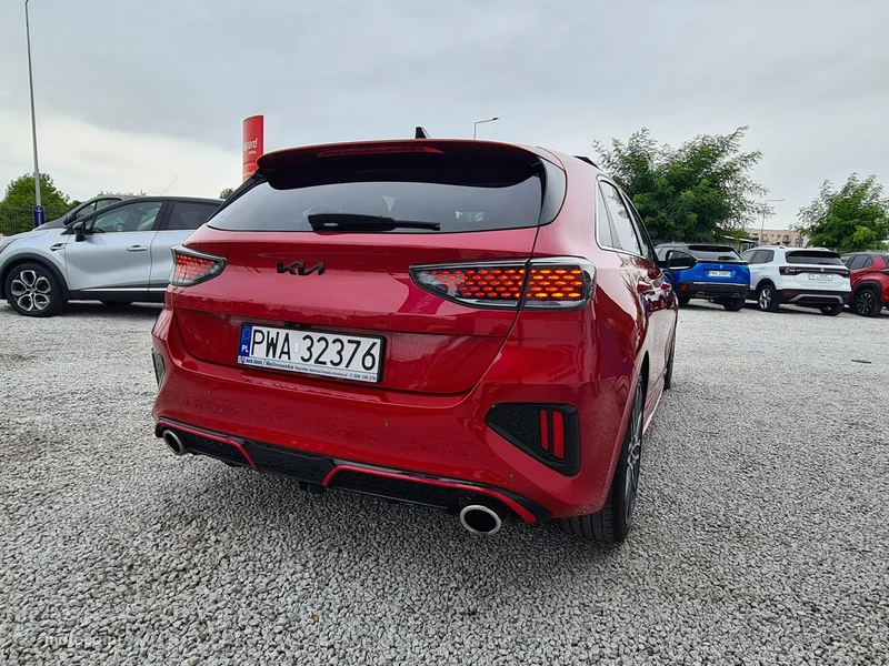 Kia Cee'd 9