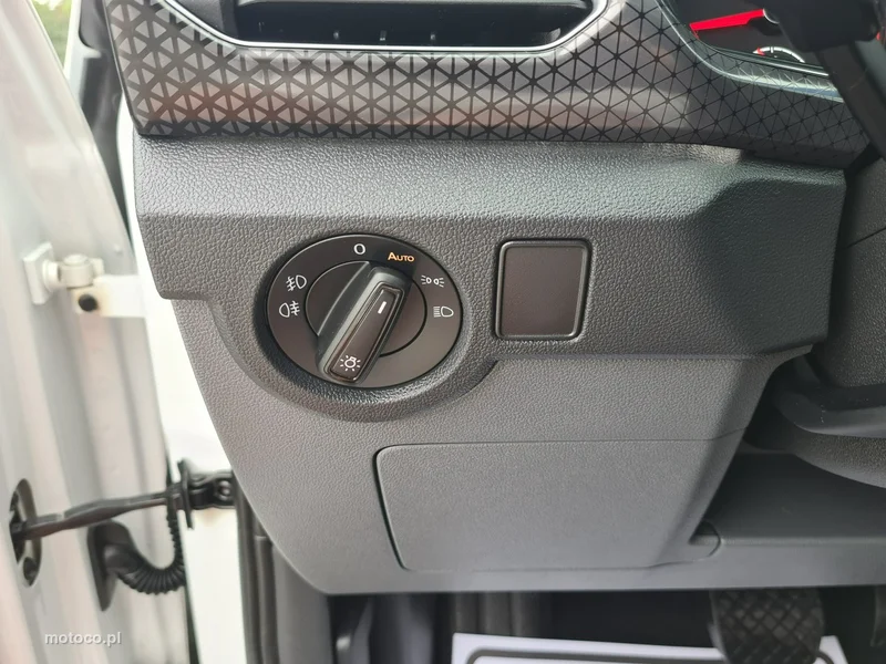 Volkswagen T-Cross C1 17