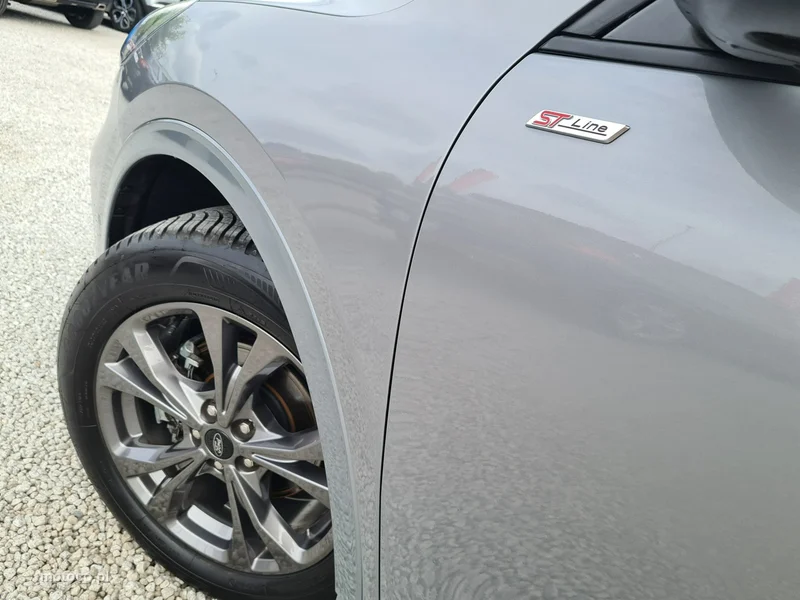 Ford Kuga III 12