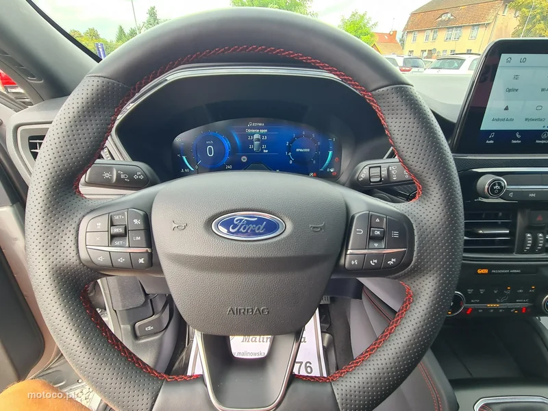 Ford Kuga III 26