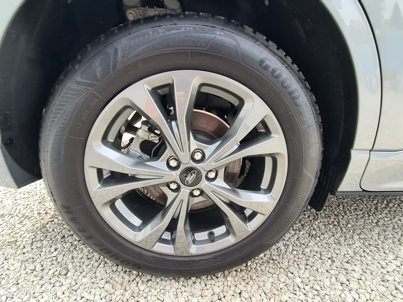 Ford Kuga III 40