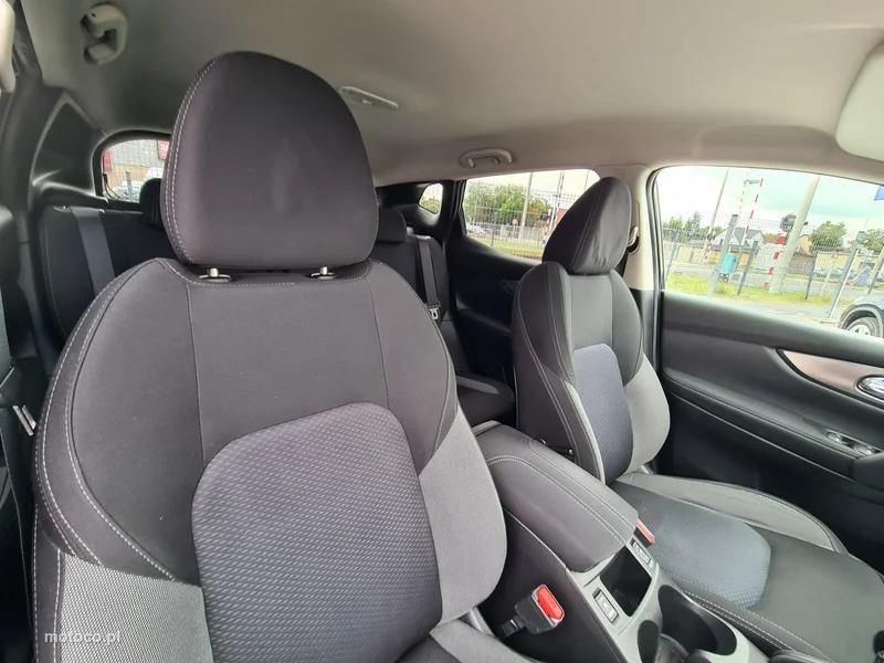Nissan Qashqai 24