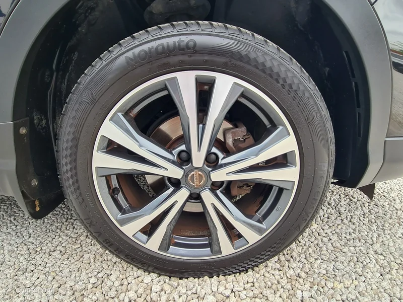 Nissan Qashqai 30