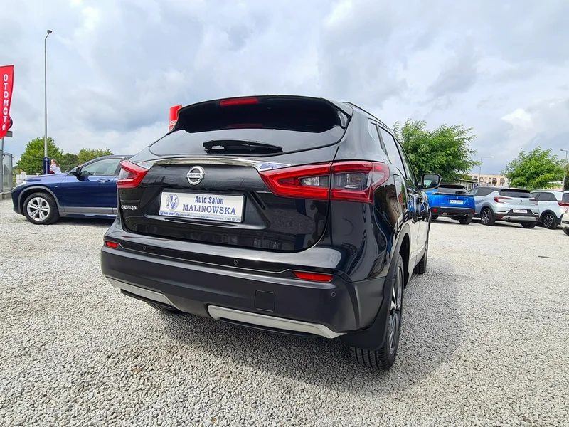 Nissan Qashqai 10