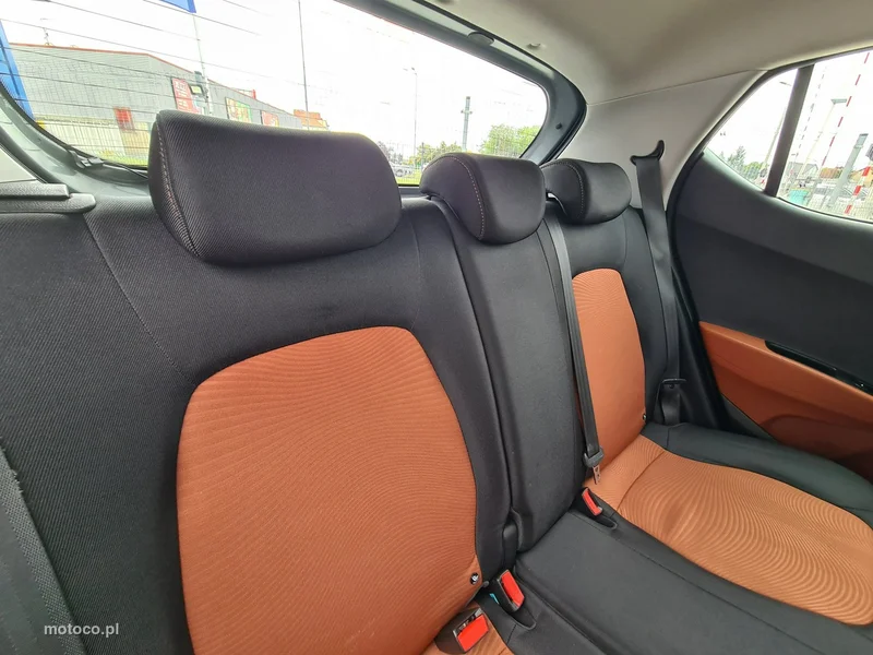 Hyundai i10 23
