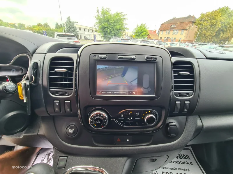 Opel Vivaro 15