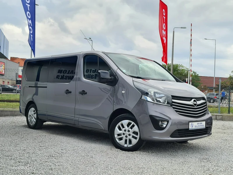 Opel Vivaro 4