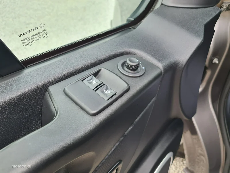 Opel Vivaro 35
