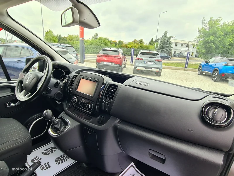 Opel Vivaro 36