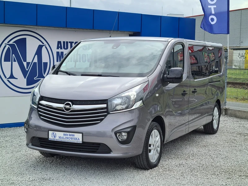 Opel Vivaro 8