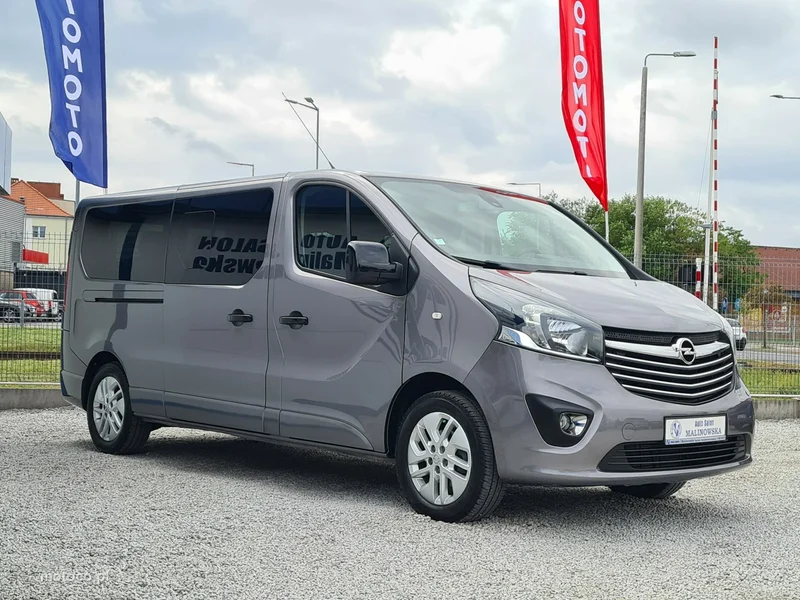 Opel Vivaro 9