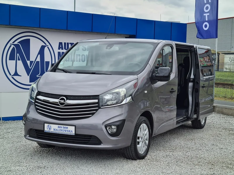 Opel Vivaro 10