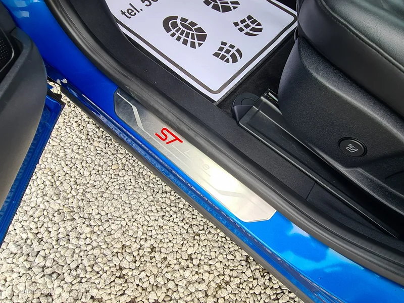 Ford Puma II 43
