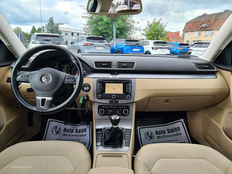 Volkswagen Passat B7 11