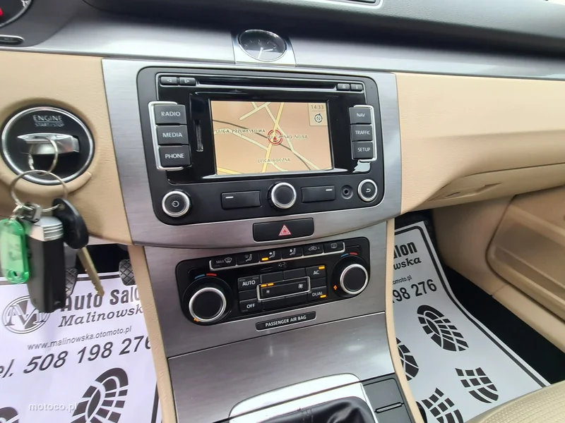 Volkswagen Passat B7 12