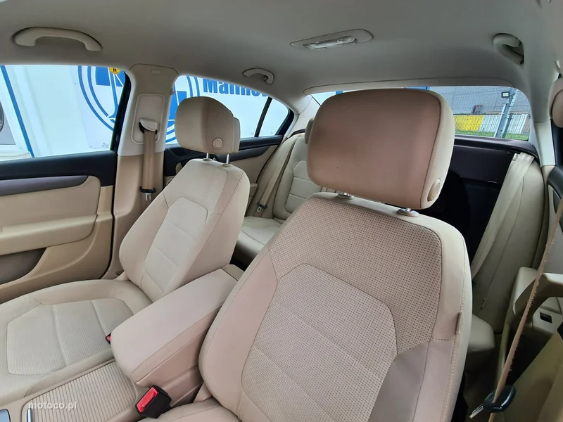 Volkswagen Passat B7 22