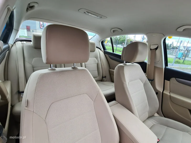 Volkswagen Passat B7 27