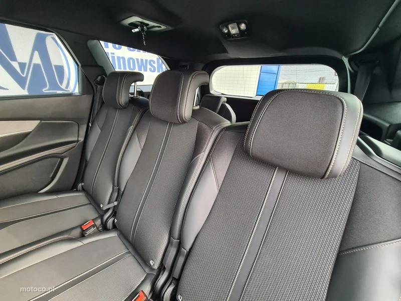 Peugeot 5008 30