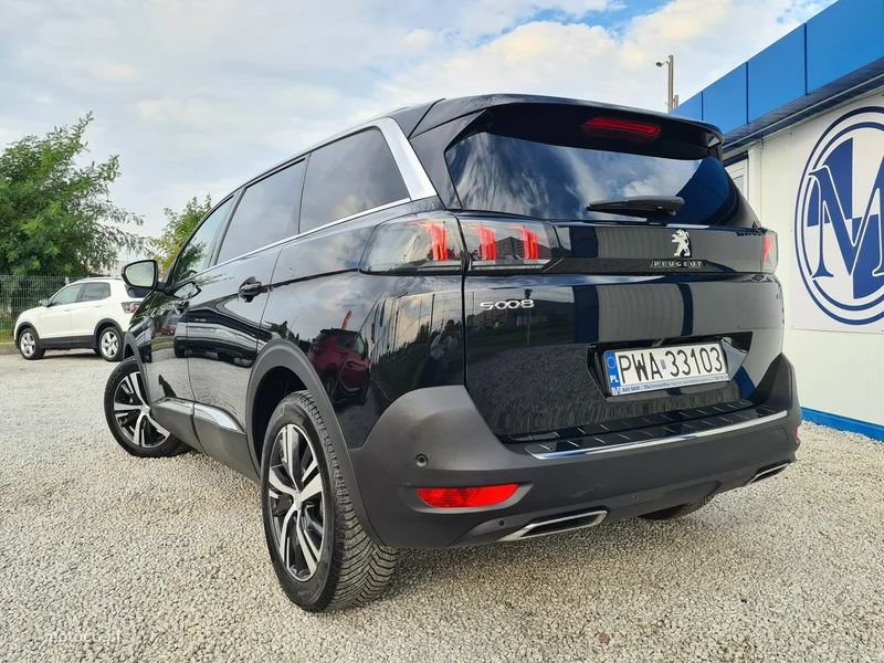 Peugeot 5008 4