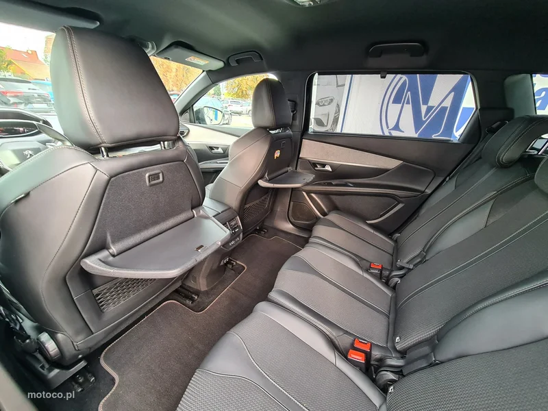 Peugeot 5008 31