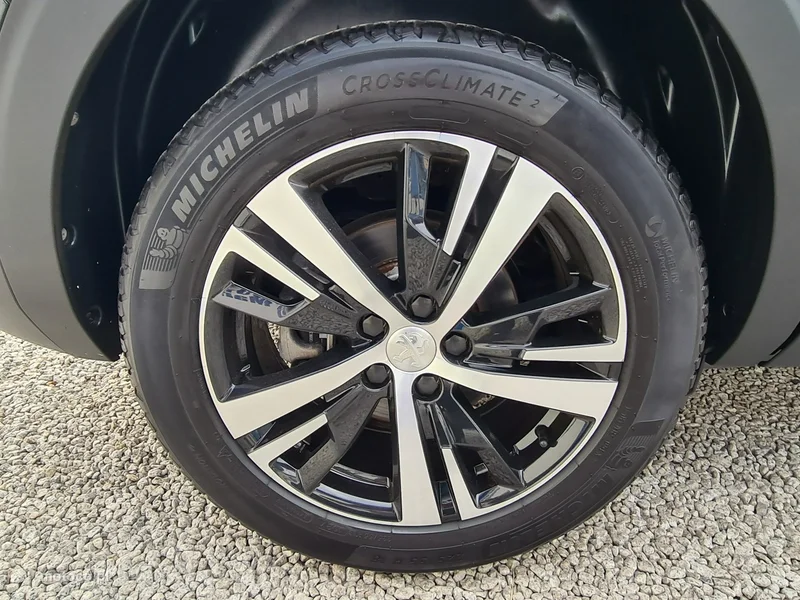 Peugeot 5008 44