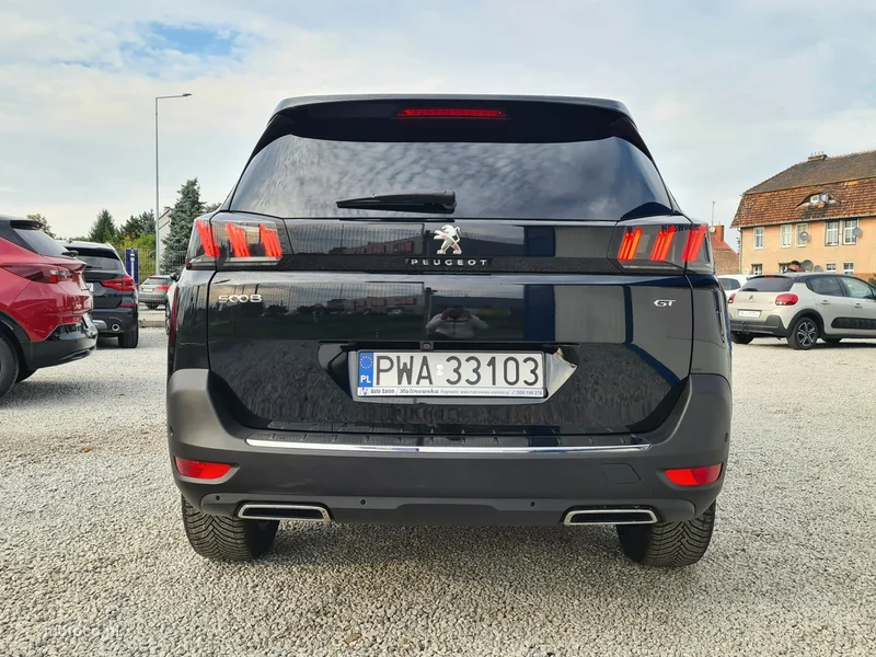 Peugeot 5008 6