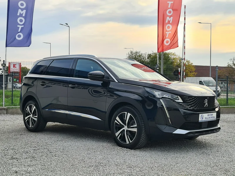 Peugeot 5008 8