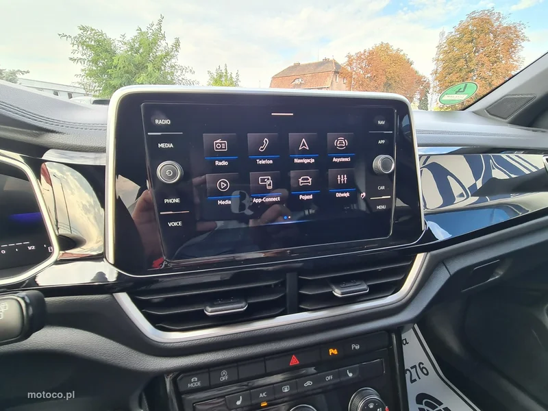 Volkswagen T-Roc A1 12
