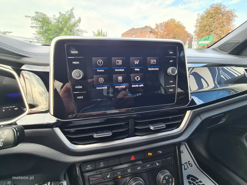 Volkswagen T-Roc A1 13