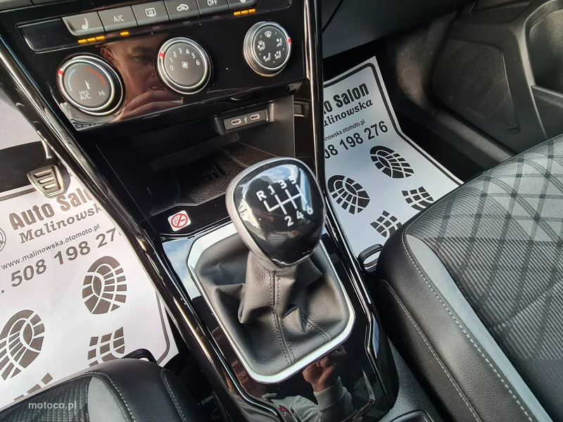 Volkswagen T-Roc A1 21