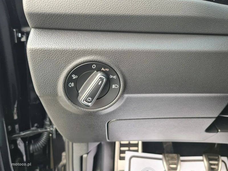 Volkswagen T-Roc A1 23